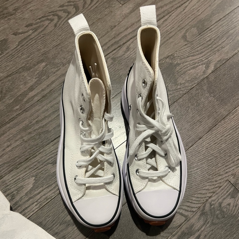 Converse Run Star Hike Platform High Top
Women's 116799C - Picture 9 of 11